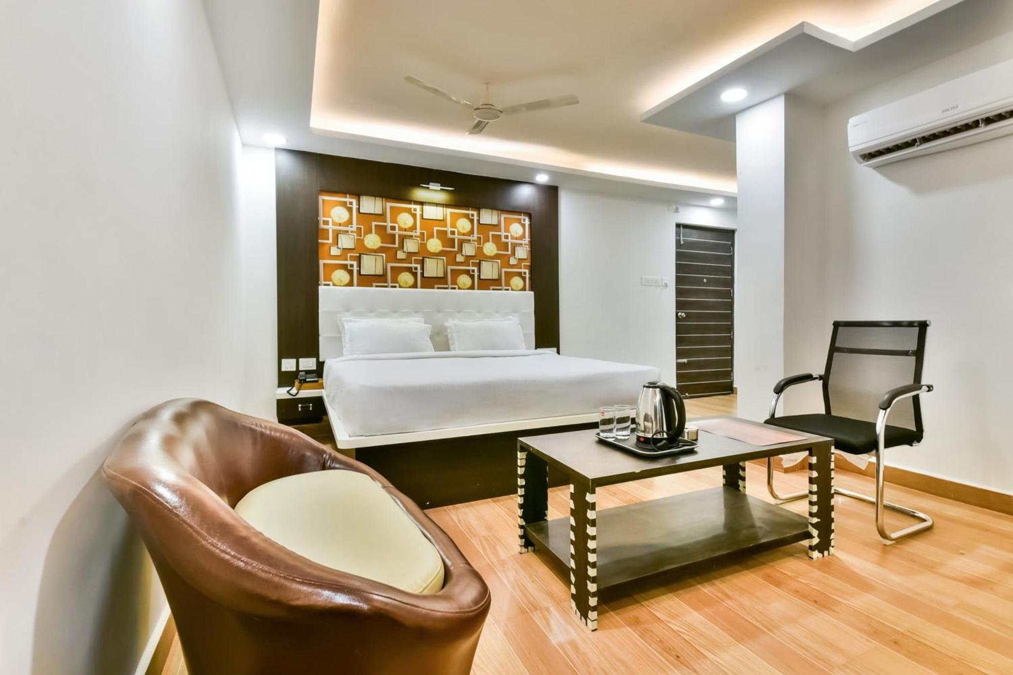 Hotel Collection O Addiction à Patna  Extérieur photo